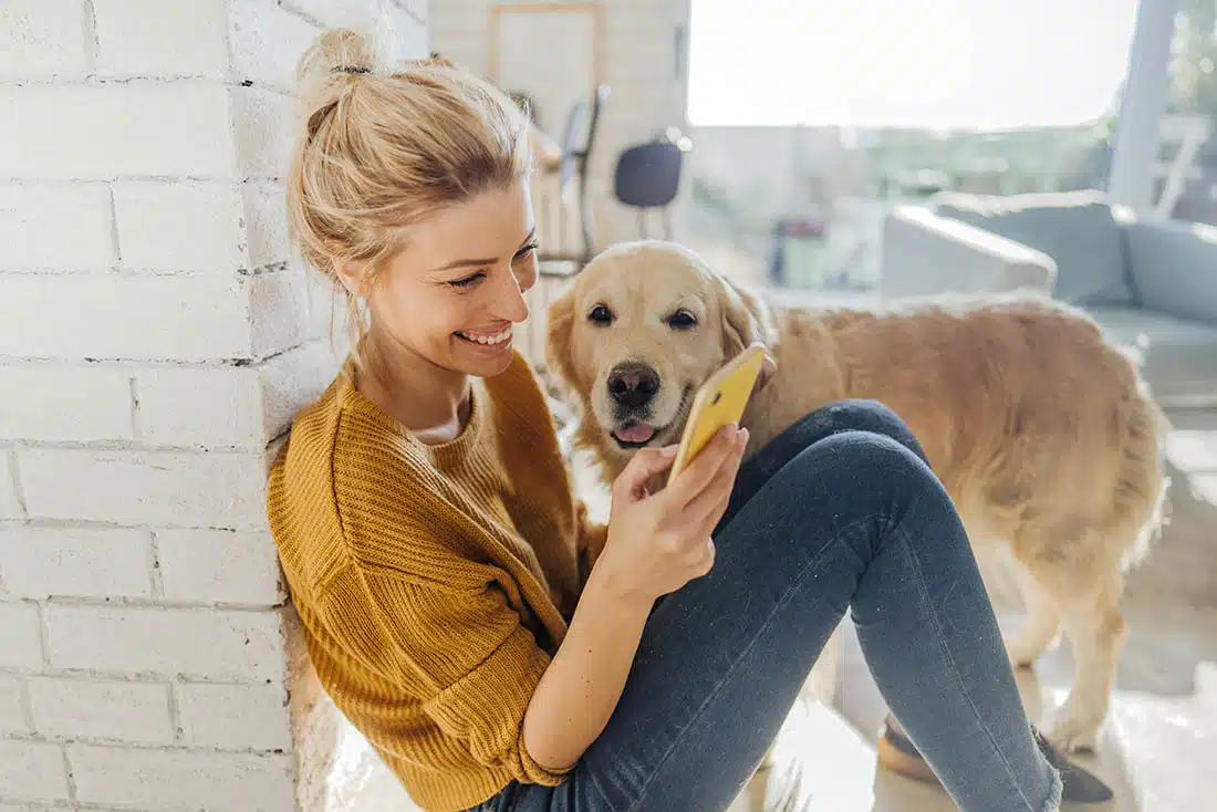 Reading morning news online with a company callout Option 1 1100x734 1